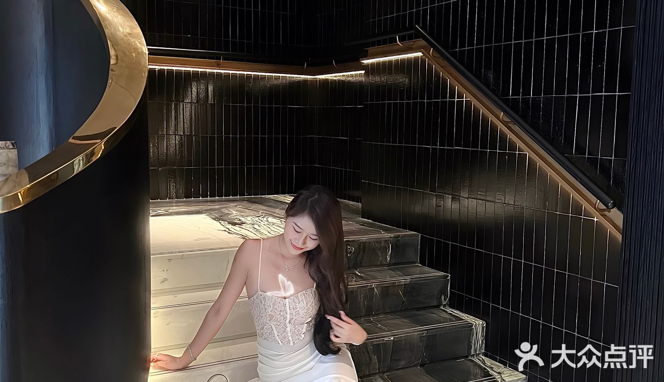 炳胜新店 | 这家餐厅真的不是酒店吗？！
