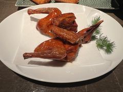 脆皮乳鸽-新荣记(BFC外滩金融中心店)