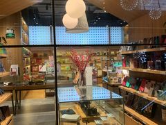-百新书局(尚悦湾店)