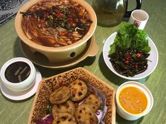 -忆品青莲素食文化主题餐厅(文华名城店)