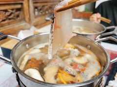 斑鱼片-丽江庭院·云南野生菌·海鲜火锅(鼓楼四合院店)