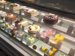 面包甜点陈列柜-BreadTalk面包新语·烘焙蛋糕(海岸城店)