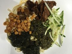 烧椒皮蛋牛肉拌粉-拌面小当家