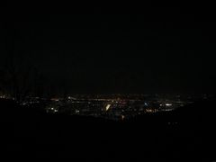 -鬼笑石后山停车场