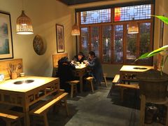 大堂-大众跷脚牛肉馆·非遗传承单位(峨眉山店)