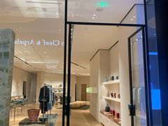 -CELINE(尚嘉中心店)