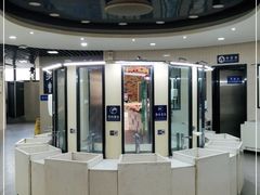 -八仙台服务区-停车场