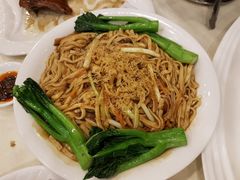 蚝皇瑶柱金菇焖伊面-清心鸡沙田乳鸽店·非遗传承(粤垦路店)