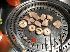 -马路牙子烧烤音乐酒馆(望京店)