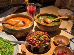 苗家酸汤鱼-山石榴·贵州菜(丰盛里店)