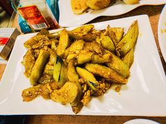 红烧茄子-鲁南仔·滕州炒鸡(经三路店)