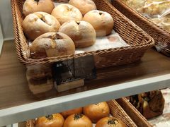 -玥儿弯弯手作烘焙(中海国际社区御城店)