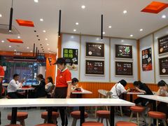 大堂-张亮麻辣烫(上海国顺东路店)