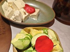 -芸山季·云南野生菌火锅(人民广场来福士店)