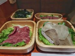 -独食火锅·半米屋台(直营总店)