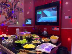 -唯爱KTV聚会餐厅(仙林东城汇店)