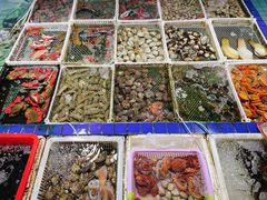-霞涌市场海鲜摆卖区