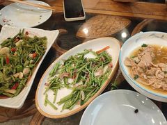 藜蒿炒腊肉-西江美食舫·江西菜(健德桥店)