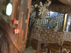-春天里·老街坊餐厅(港隆广场店)