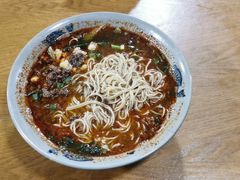 -丁丁猫重庆小面(徐州路店)