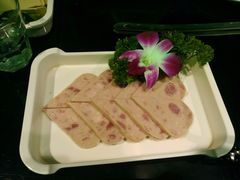 -唯爱KTV聚会餐厅(仙林东城汇店)