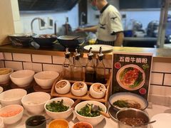 -深圳龙华大浪商业中心亚朵X酒店