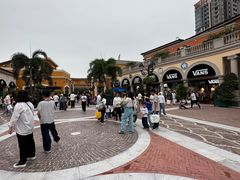 -佛罗伦萨小镇广佛名品奥特莱斯(疏港路店)