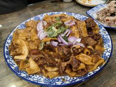 -壹阁胡羊焖饼(特色小吃街店)