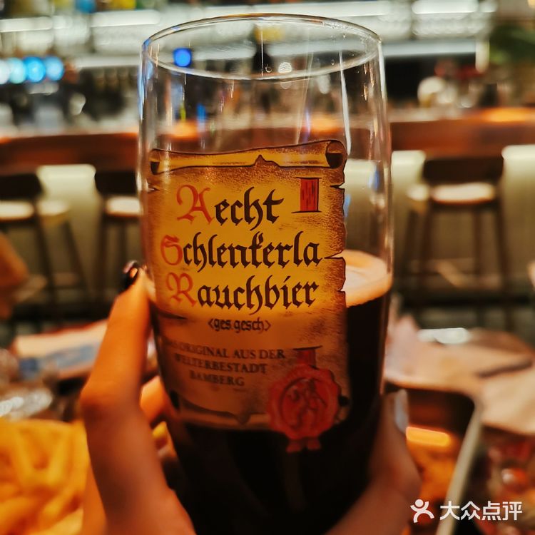 吃肉喝酒届的最强王者-兰巴赫