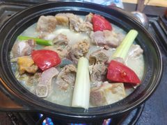 -有一锅·野生菌黑山羊腊排骨火锅(古城北门店)