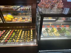 -一绪に和牛寿喜烧(罗湖益田假日店)