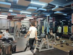 -奇迹健身金茂汇店