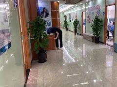 -茂菊口腔连锁(浦东南路店)