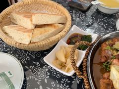 -八两八金·莱芜特色炒鸡(市南漳浦路店)