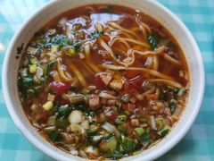 -杨老五羊肉粉汤