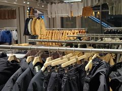 -迪桑特DESCENTE(北京三里屯BLANC店)