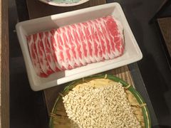 -尚尚仙·酸汤猪手·猪肚鸡火锅(华联万柳购物中心店)