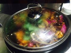 -胡须佬鸡煲四季火锅店(石厦西村直营店)