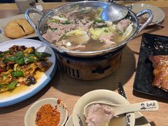-肖四女乐山跷脚牛肉(万象汇店)