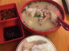 -张太婆老妈蹄花川菜馆·中华餐饮老字号(望平街店)