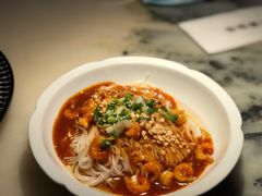 鸡丝拌面-桂满陇天书(南京德基旗舰店)