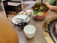 -锅飘飘·东北铁锅炖(雨花客厅店)