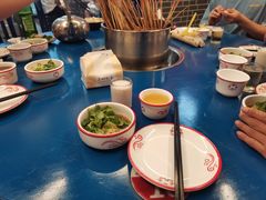 -牛华周记麻辣烫起源店