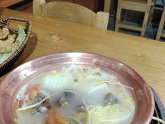-阿婆情腊排骨火锅·野生菌季(古城旗舰店)