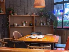 -六福烧烤酒馆(秦隆步行街店)