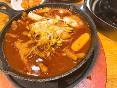 -喇喇排骨火锅·传统韩式脊骨汤(望京西园总店)