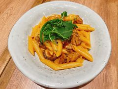 -玛格萝妮比萨屋(四平店)