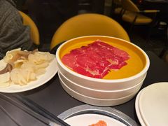 -钱小奴海鲜自助黑金店(杭州滨江龙湖店)