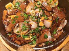 -云海肴·汽锅鸡·云南菜(天山百盛优客店)