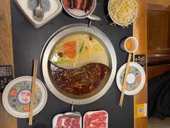 -沸炉重庆老火锅(军事博物馆店)